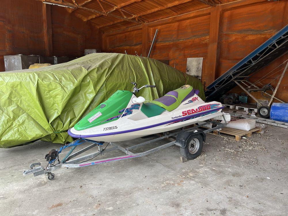 Bombardier Sea-Doo GTX (com docomentos e atrelado)