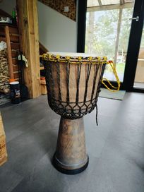 Bęben Djembe ręcznie robiony