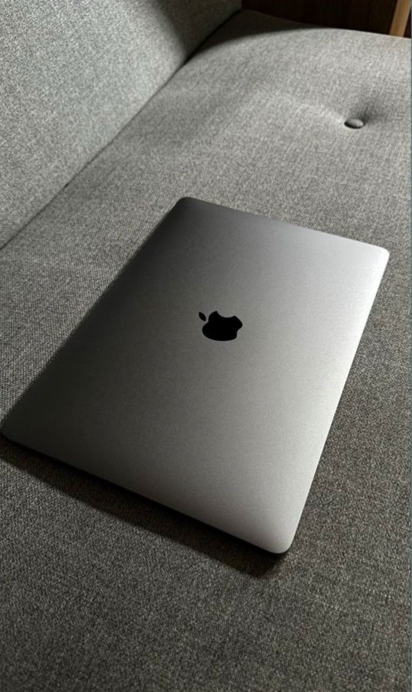 MacBook Pro 2017 13/RAM 8/SSD 128