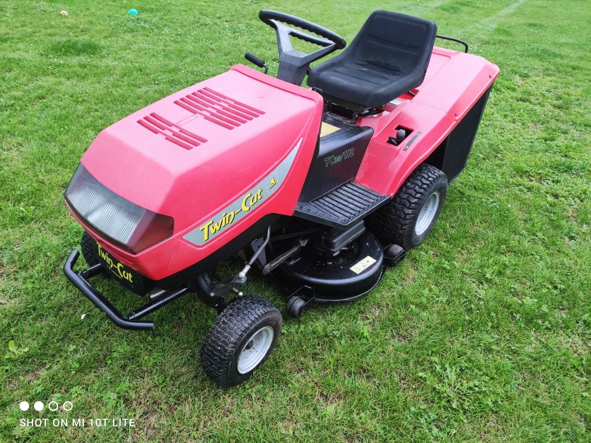 Traktorek kosiarka Castel Garden Briggs Stratton