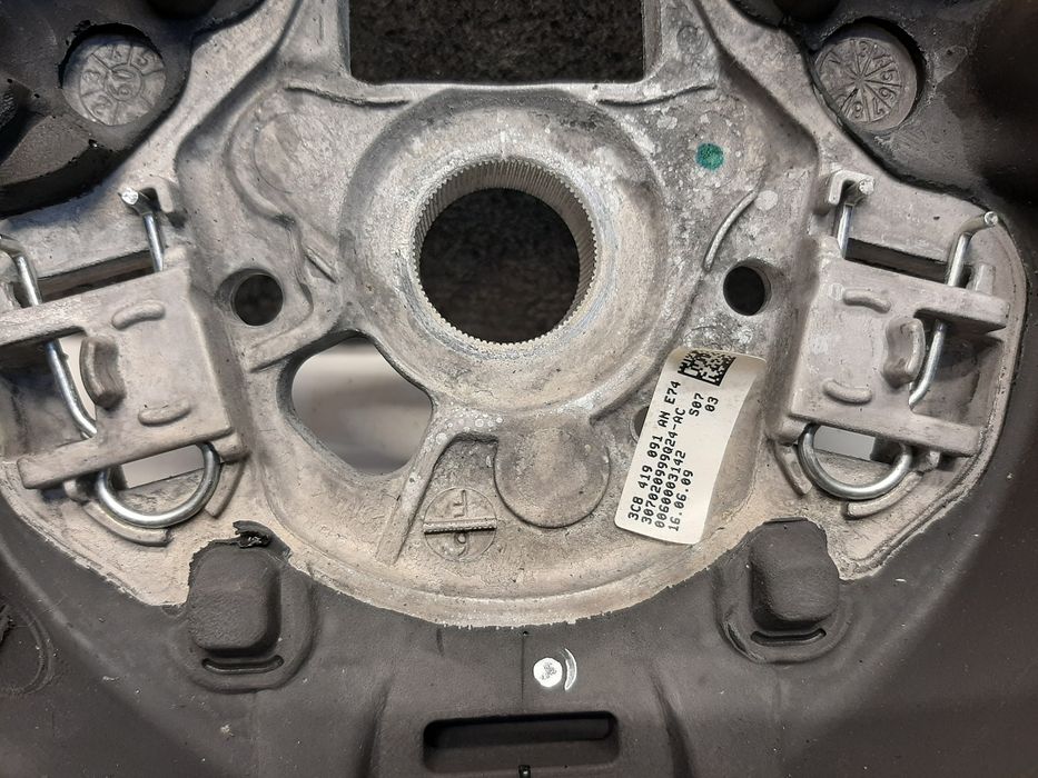 Кермо руль мультируль Volkswagen 2008-2014р 3c8419091an