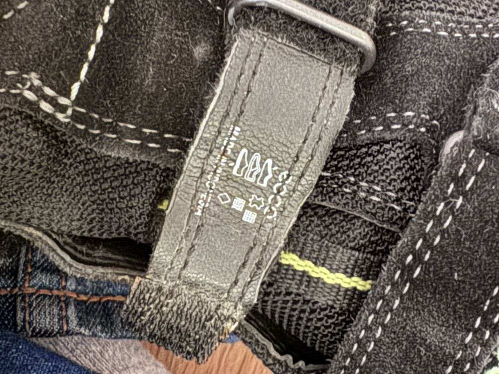 Kozaki sniegowce na zimę 24 czarne goretex idealne na rzepy