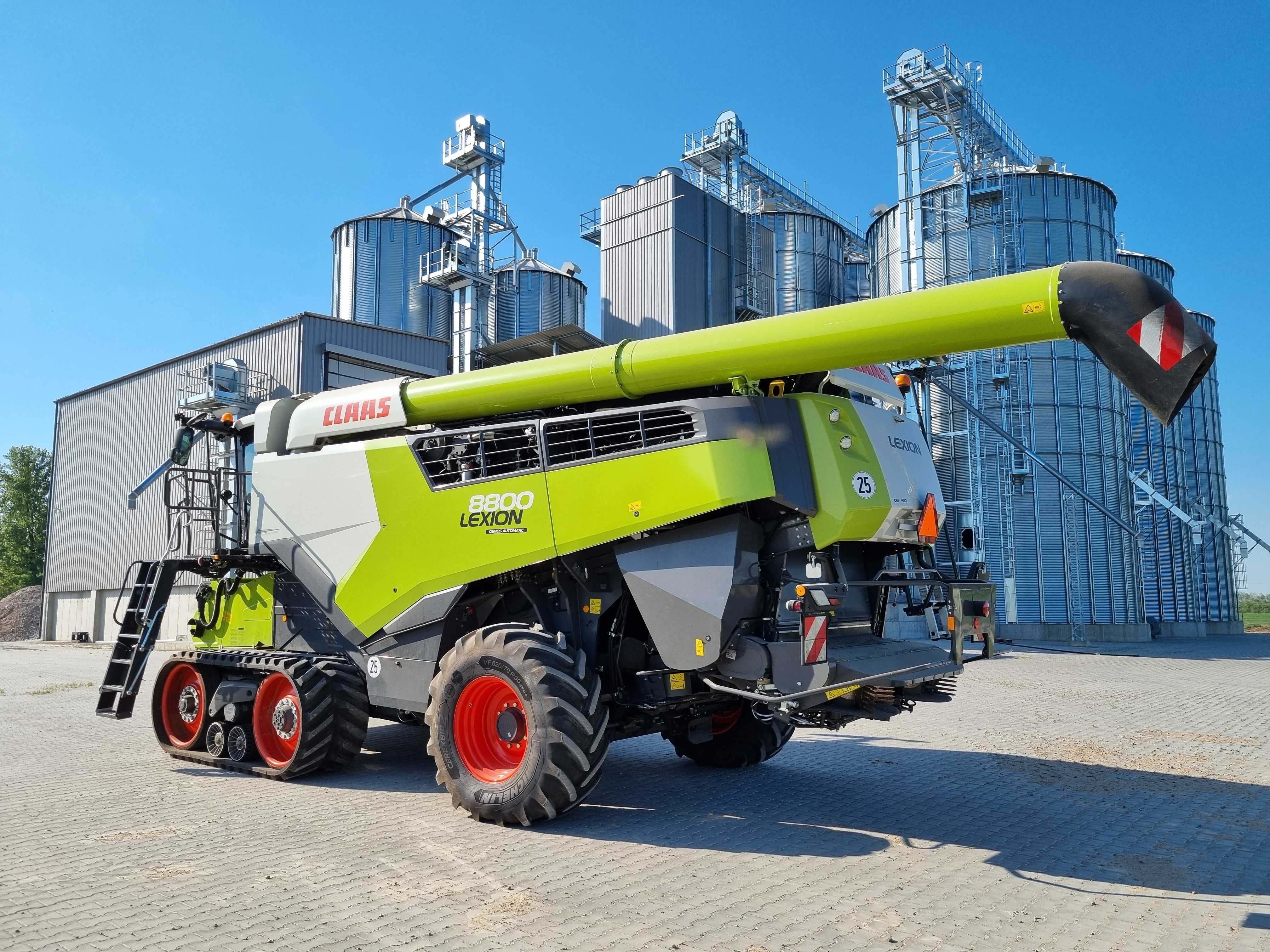 Kombajn zbożowy CLAAS LEXION 8800, CEMOS AUTOMATIC 596mth stan idealny