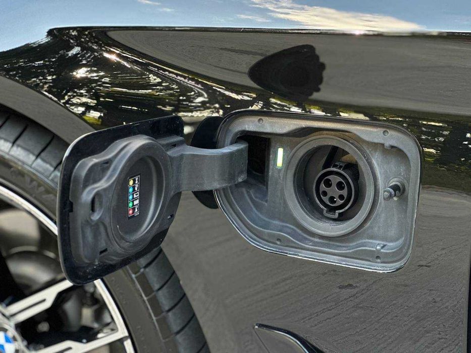 BMW 530E G30 (Розстрочка / Лізинг)