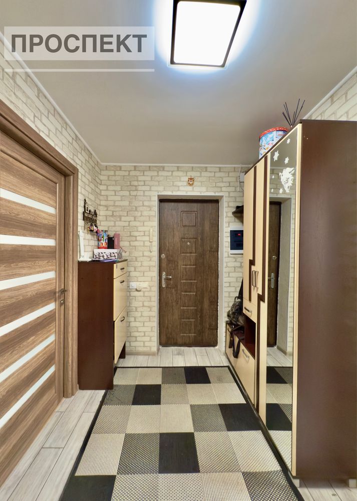 Продам 2-х кімн.квартиру 68 м2 з ремонтом пр-т Лушпи 5. ( Автономка).