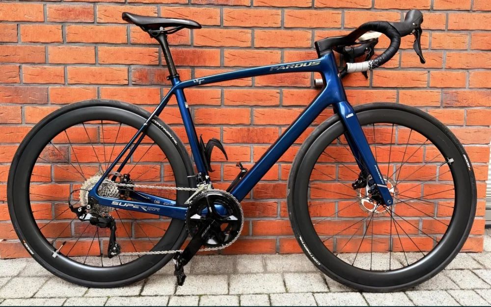 Rower szosowy Pardus disc full karbon,r2025 Shimano
105 r7100/2/12 r.