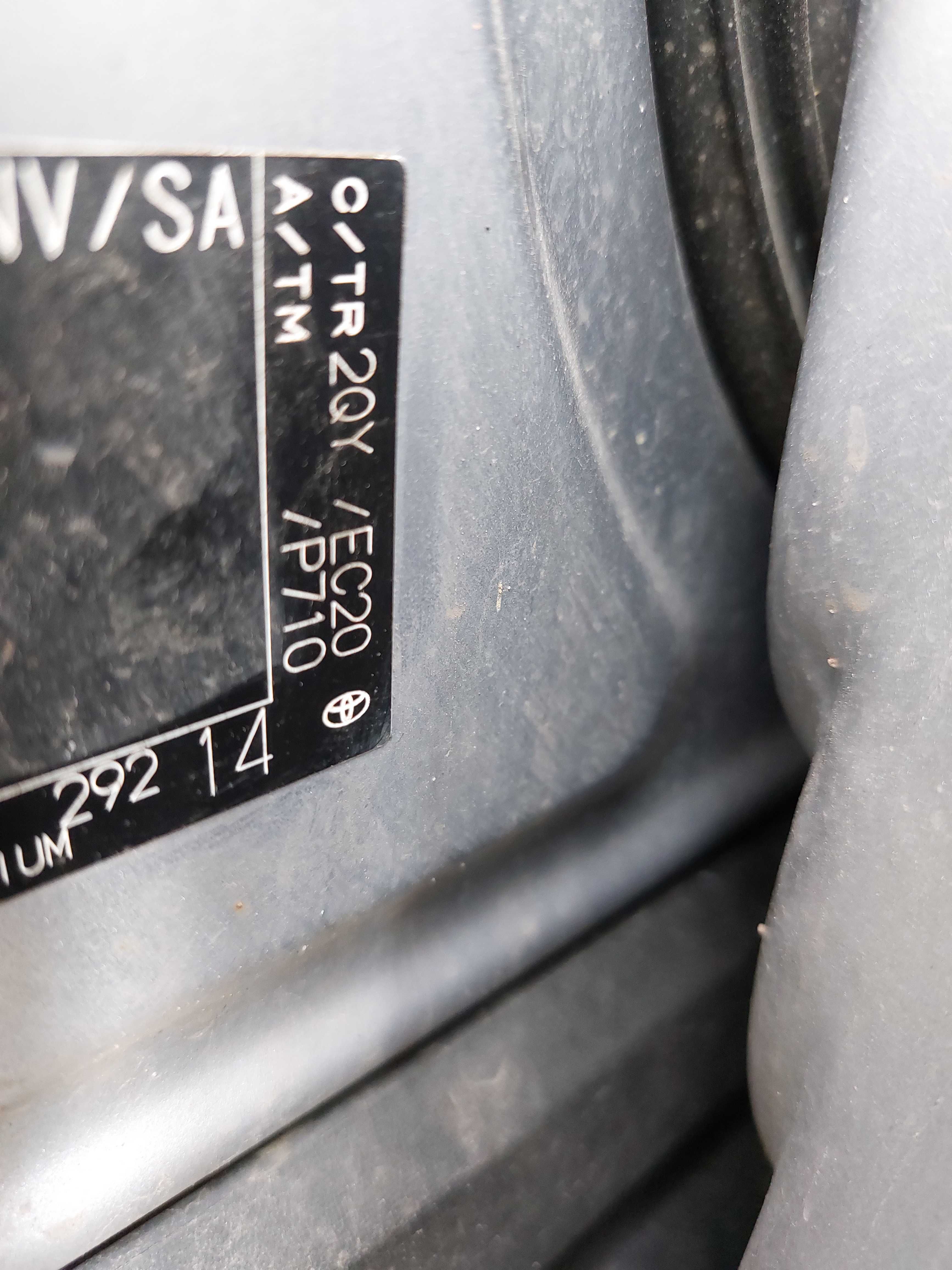 zderzak przód Toyota Rav 4 Hybrid 2021