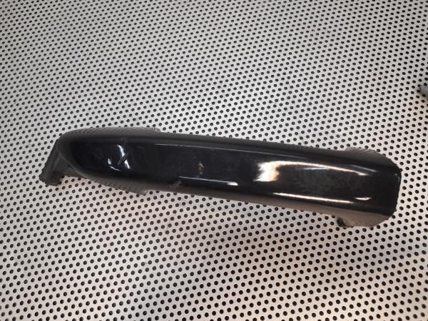 Puxador porta trás esquerdo VOLKSWAGEN Passat (3C2)