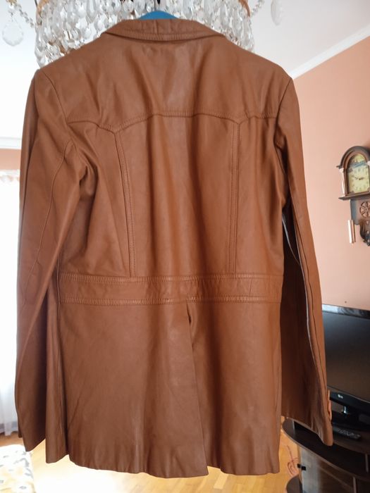 Продам жіночий шкіряний піджак