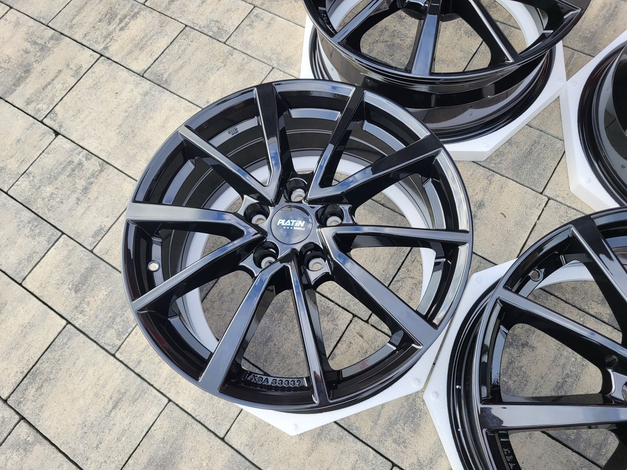 NOWE! Alufelgi 17" 5x114.3 ET45 HUYNDAI Kia Mazda Nissan Renault