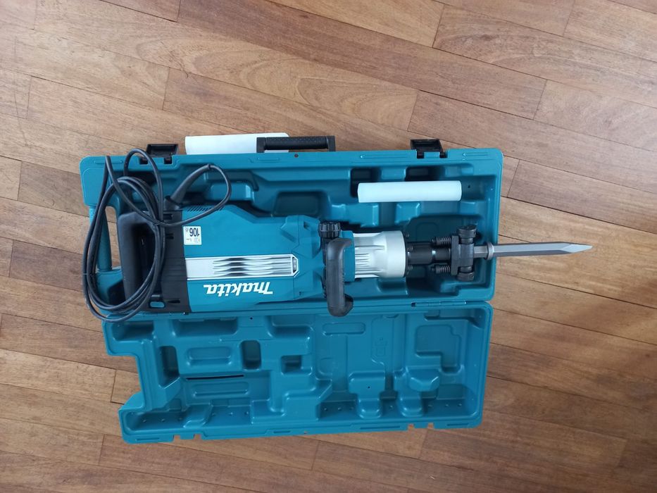 Wypożyczalnia Maszyn  Młot Wyburzeniowy Makita SDS 49 J