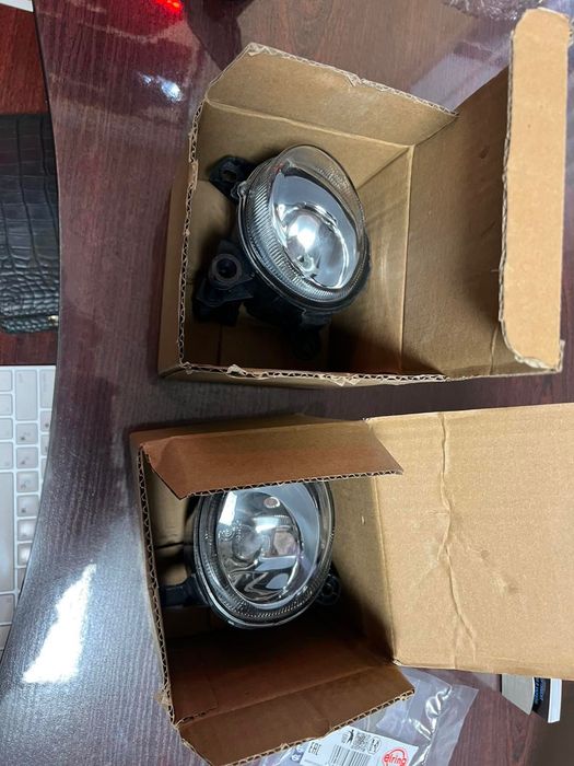 Фара протитуманна AUDI A6 C7  лев и прав