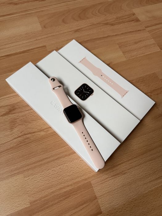 Apple Watch Series 6 40 mm Gold