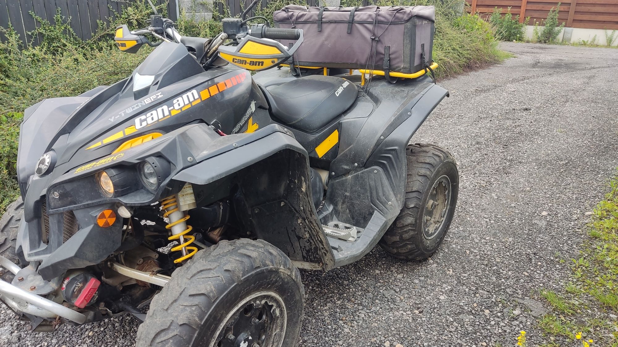 Can AM Renegade X 800r doskonały stan dużo dodatków. Zarejestrowany.