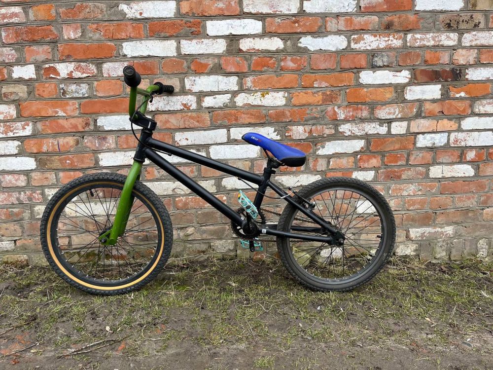 Велисопед giant bmx трюковий