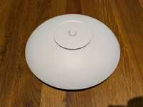 Ubiquiti UniFi U7 Pro - prawie nowy, używany tylko kilka dni