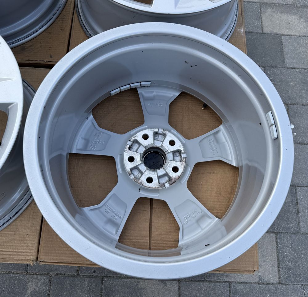 Oryginalne felgi Audi A3 A4 A6 18" 5x112 8Y 8V 8P ET46 s-line