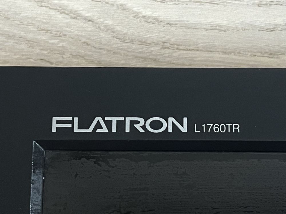 Monitor LO.    Flatron