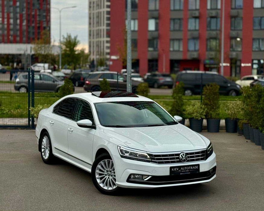 Volkswagen Passat SE