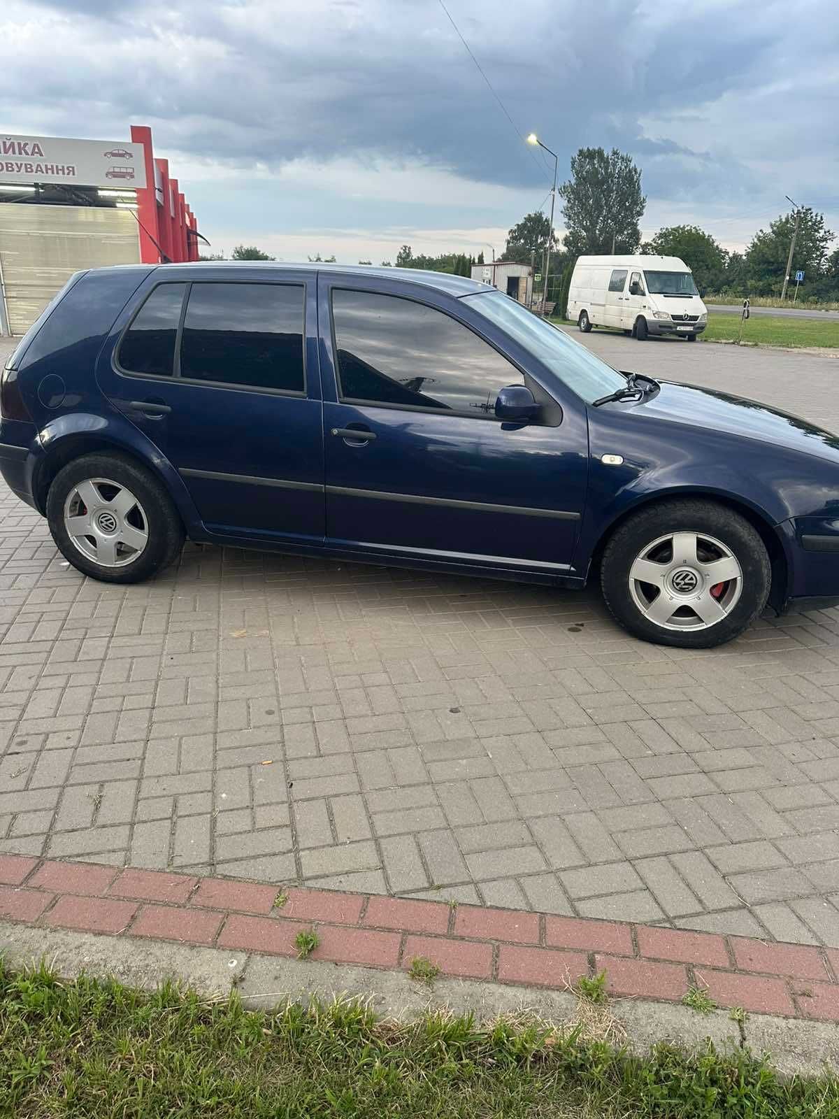 Продм гольф 4 в гарному стані.