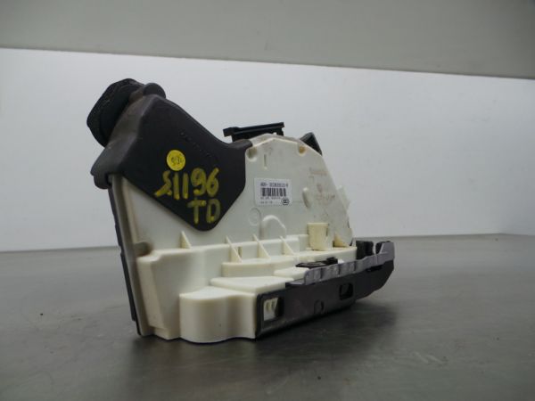 Fechadura / fecho porta trás direito VOLKSWAGEN Passat (3G2, CB2)