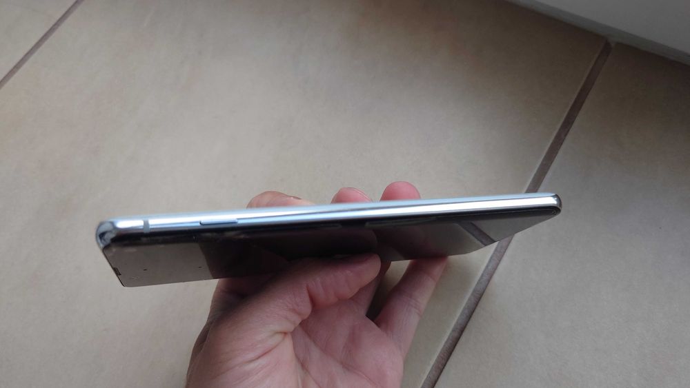 Samsung Galaxy S10 SM-G973 Biały akcesoria 128GB