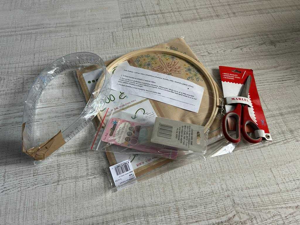 Maszyna do szycia Łucznik Ewa II 2014 + etui OKAZJA!