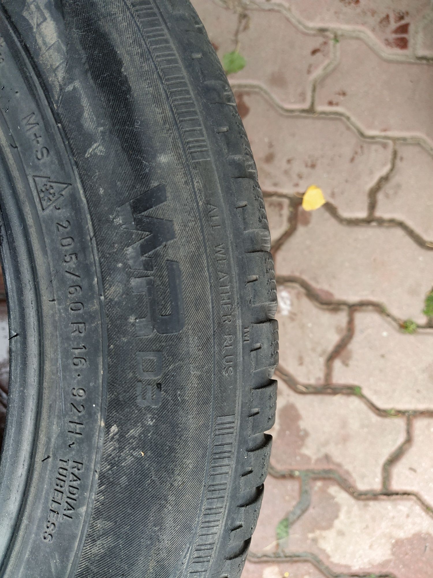 2 Opony zimowe 205/60r16 NOKIAN 6.5mm