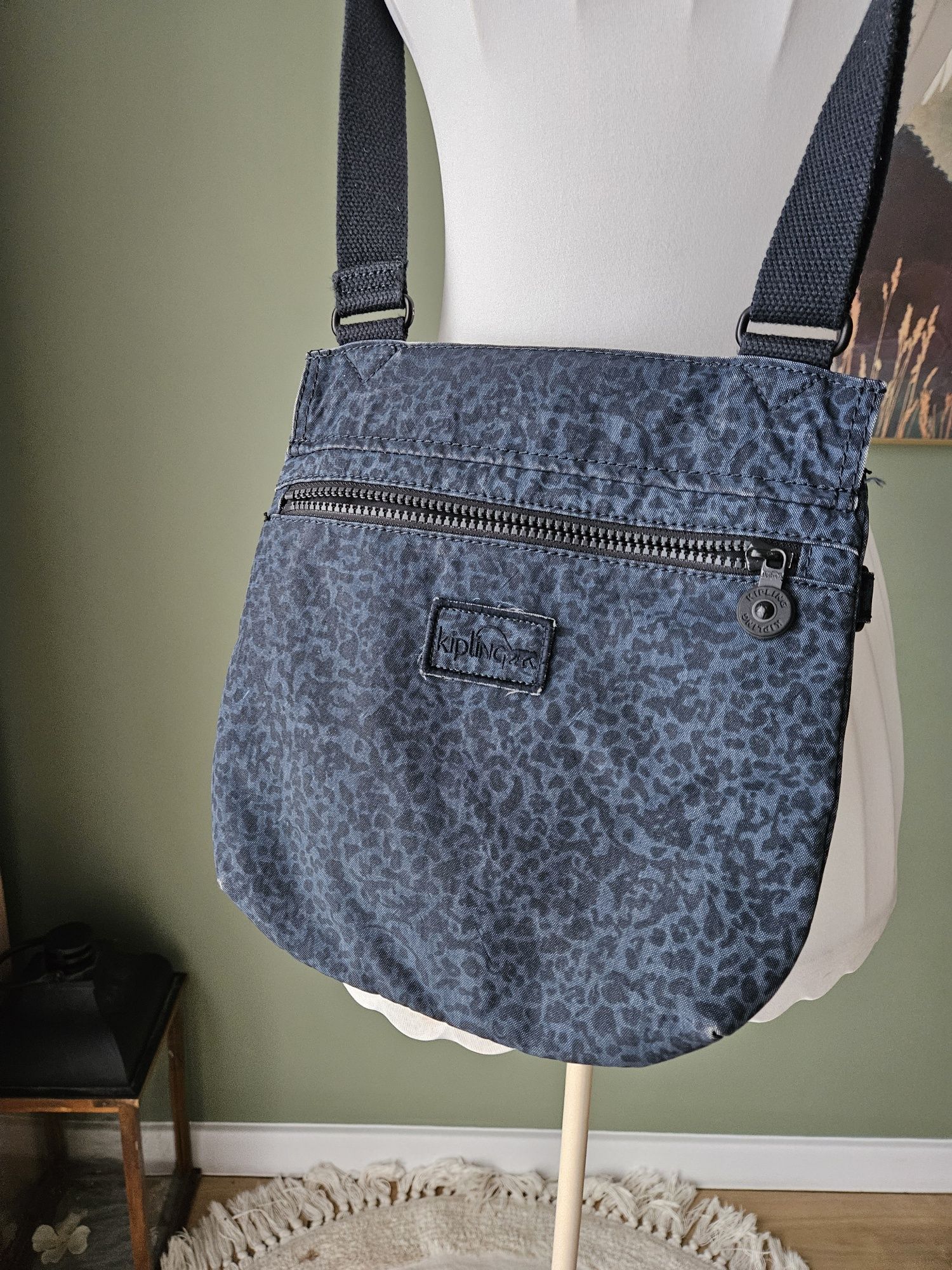 Oryginalną torba na ramię Kipling wododporna  granatowa unisex