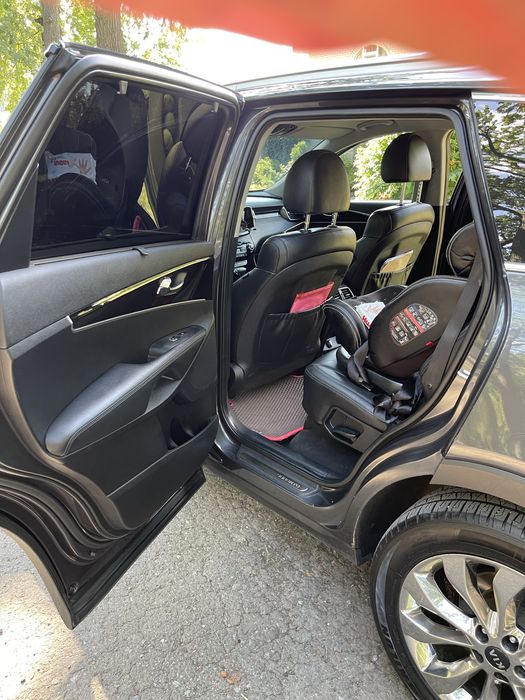 Продам Kia Sorento