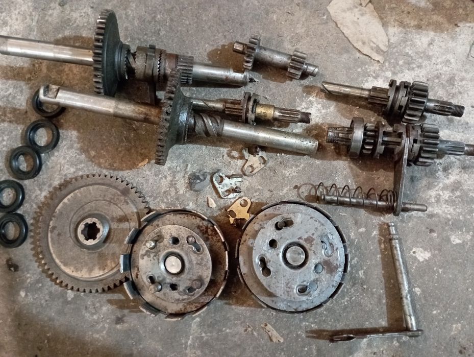 Циліндр мопед карпати