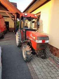 Traktor sadowniczy Case