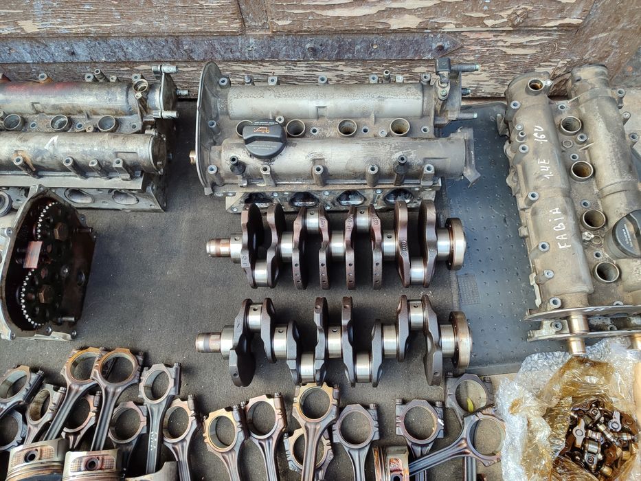 Гбц головка розпредвал колінвал Фольцваген Гольф Бора Фабія 1.4 1.6