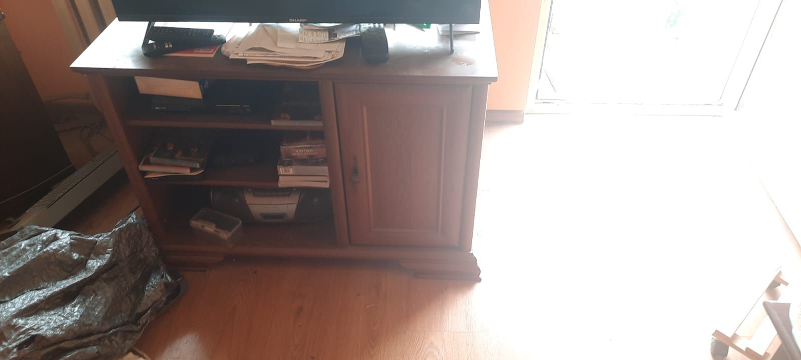 Szafka pod telewizor