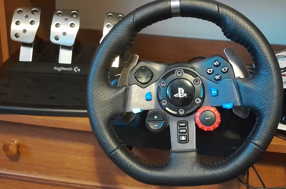 Руль + педалі Logitech G29