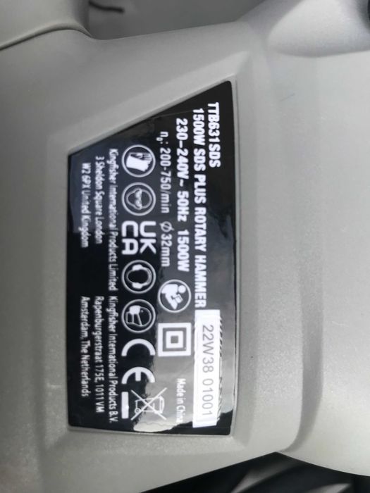 Перфоратор бочковий TITAN TTB631SDS PLUS 1500W 8 Дж з Англії