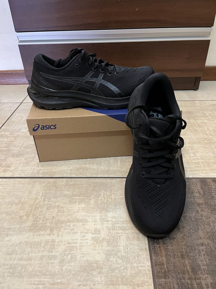 Кроссовки для бега ASICS, р. 42.5