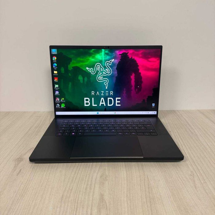 Razer Blade 16 4K miniLED 120Hz i9-13950HX 32GB SSD 2TB RTX 4090