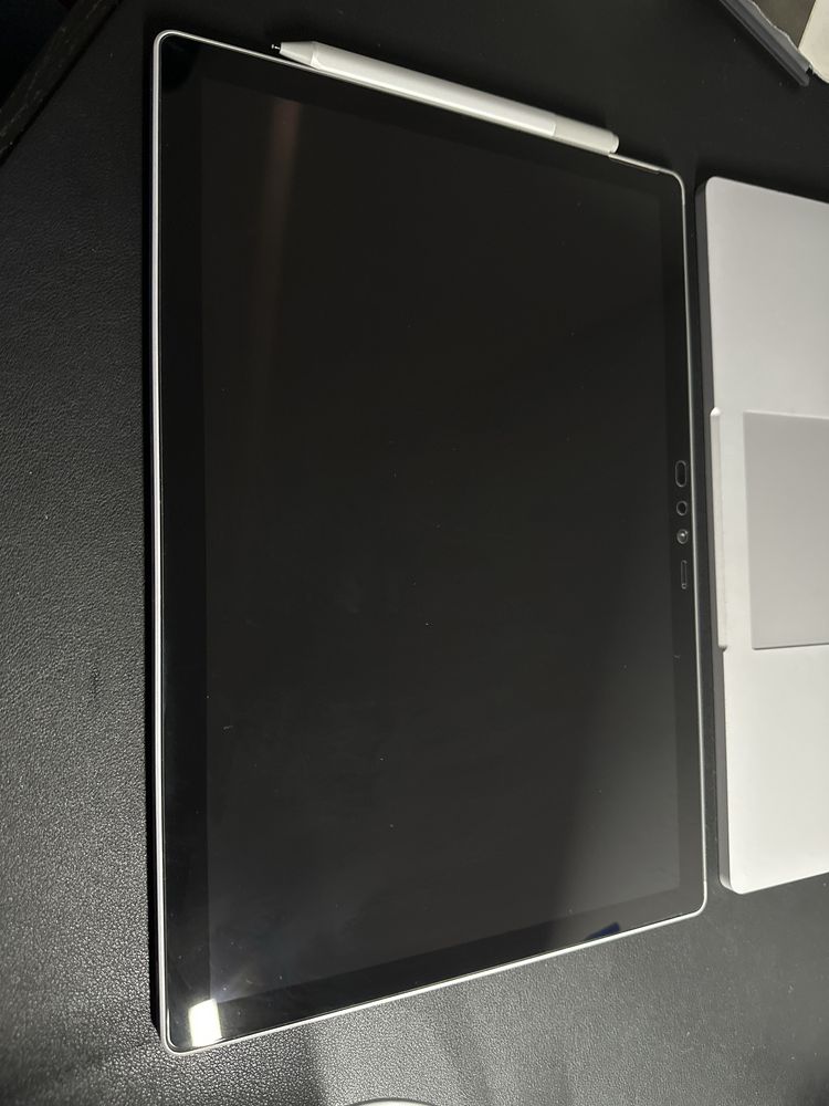 Surface book 2 i7 1tb