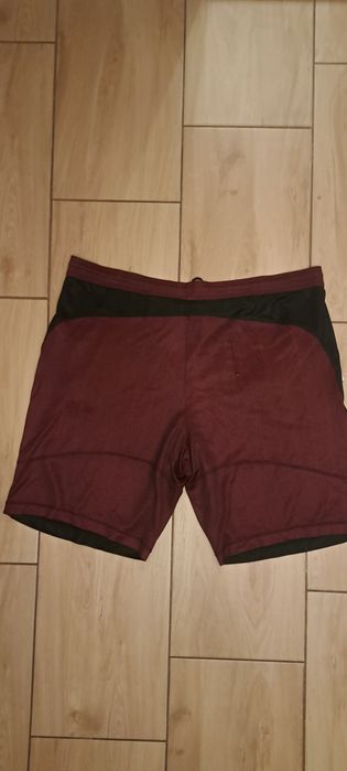 Sprzedam spodenki Jordan