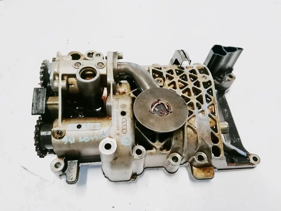 VW PASSAT B6 05- 2.0 FSI POMPA OLEJU 06B115130A