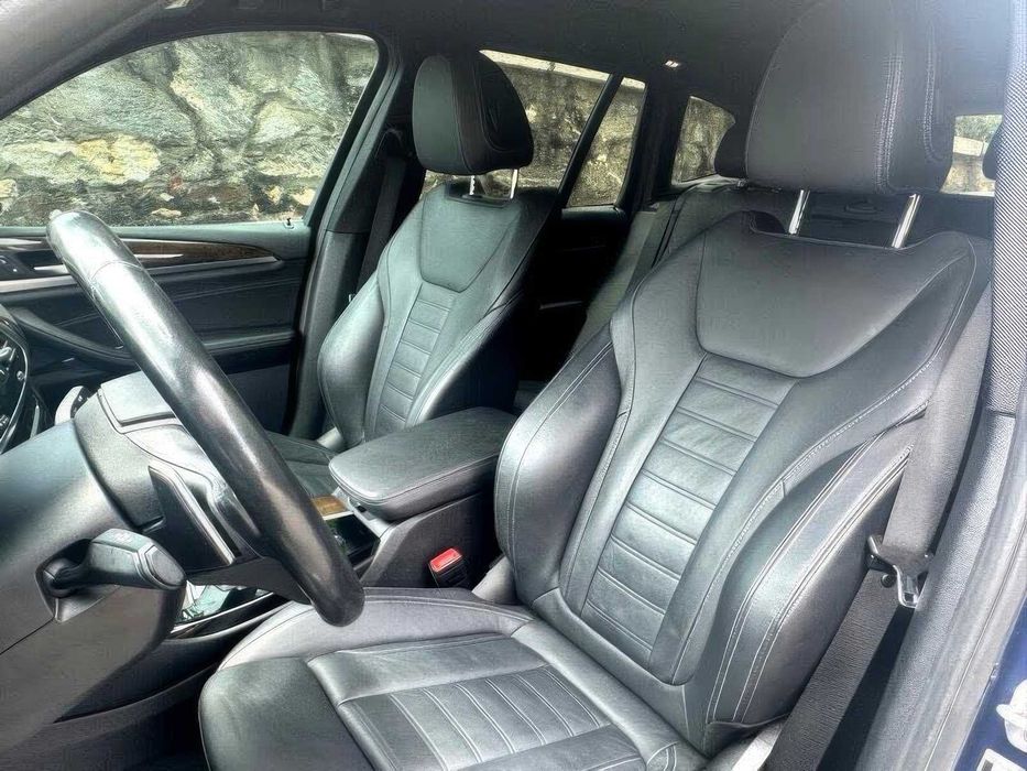 BMW X3 xDrive30i      2018