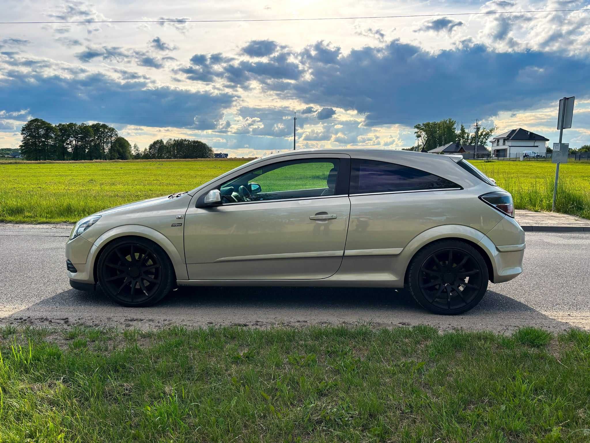 Opel Astra H GTC 1.9 CDTI 2005r.