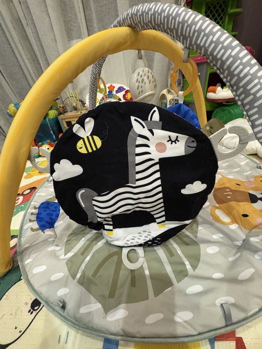 Розвиваючий килимок 0-3