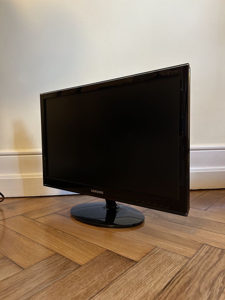 Monitor Samsung  P2450H 24 cale