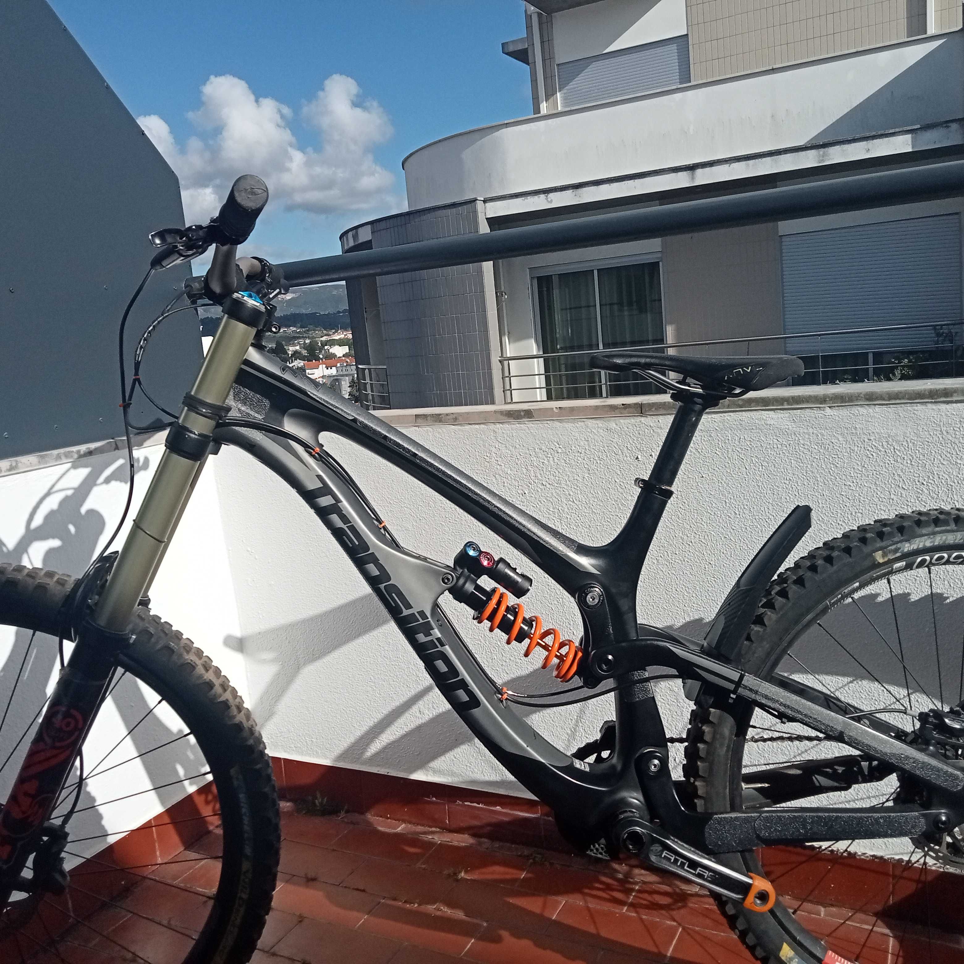 Bicicleta DH transition tr 11