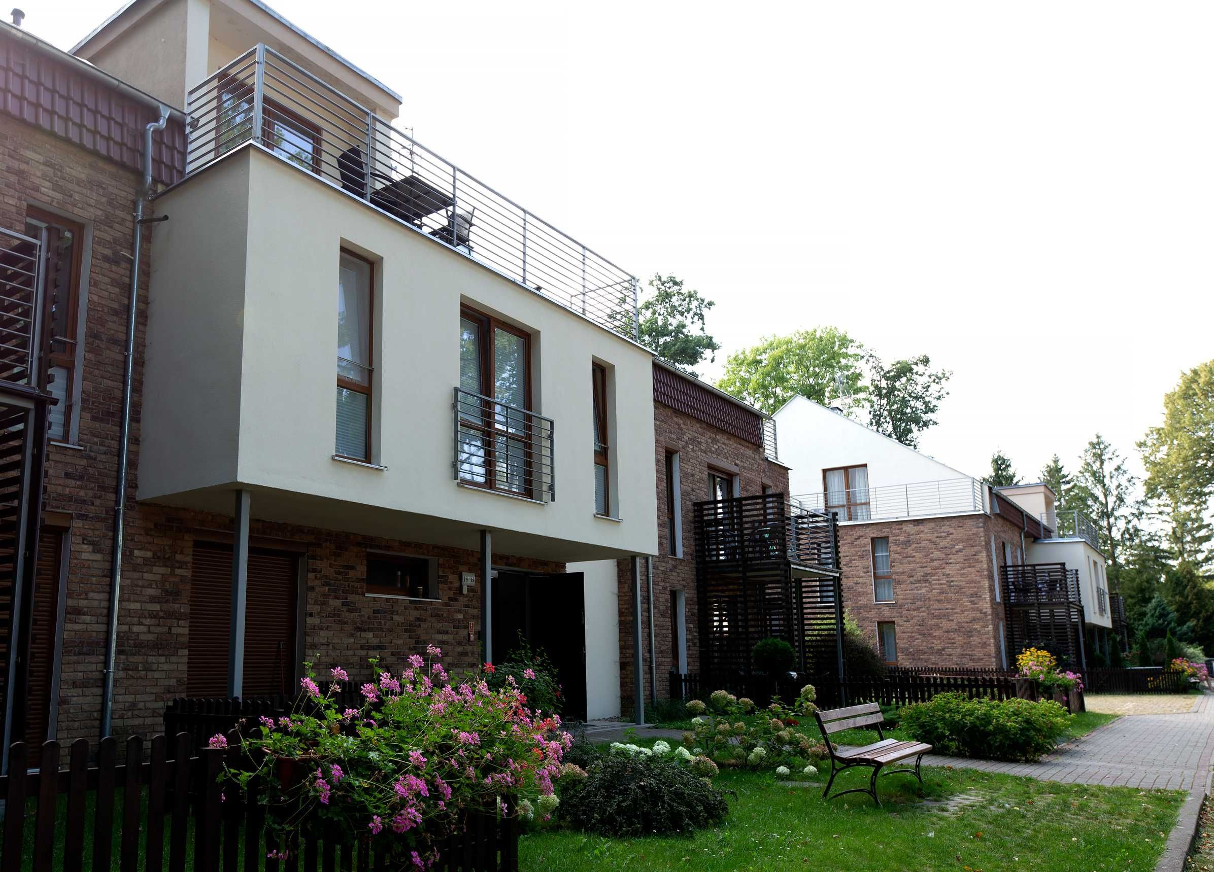 REWAL apartament z ogródkiem 2 pok. 100 m. do morza