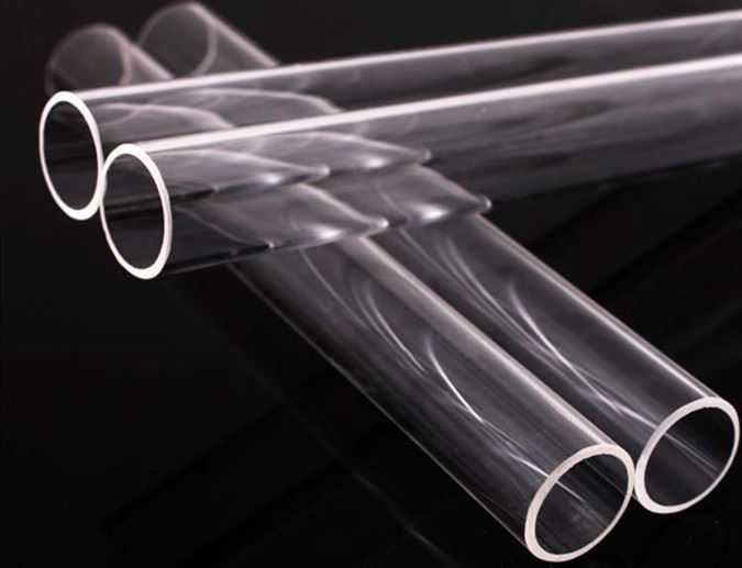 Трубки скляні (трубы из кварцевого и боросиликатного стекла)