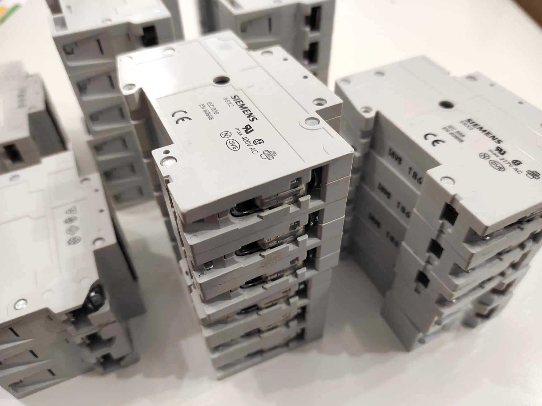 Wyłączniki nadprądowe SIEMENS, 10 szt.