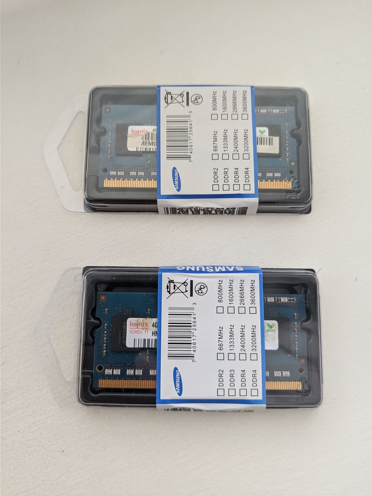 Оперативна пам'ять Hynix 8GB (4GB + 4GB) DDR3 SODIMM 2 планки